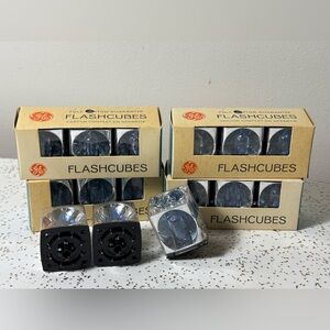 Collection of 15 vintage camera flash cubes
